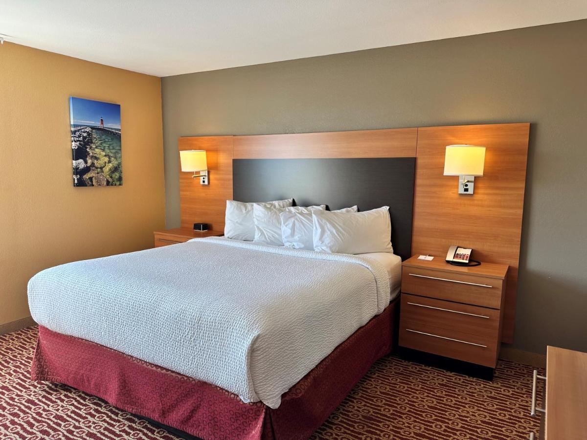 Towneplace Suites By Marriott Detroit טרוי מראה חיצוני תמונה