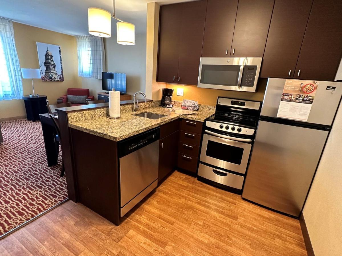 Towneplace Suites By Marriott Detroit טרוי מראה חיצוני תמונה