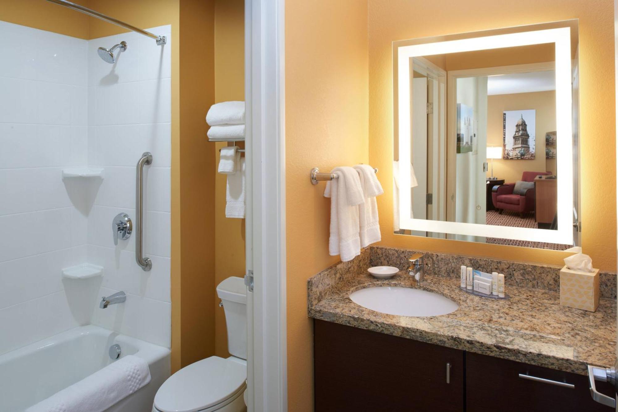 Towneplace Suites By Marriott Detroit טרוי מראה חיצוני תמונה