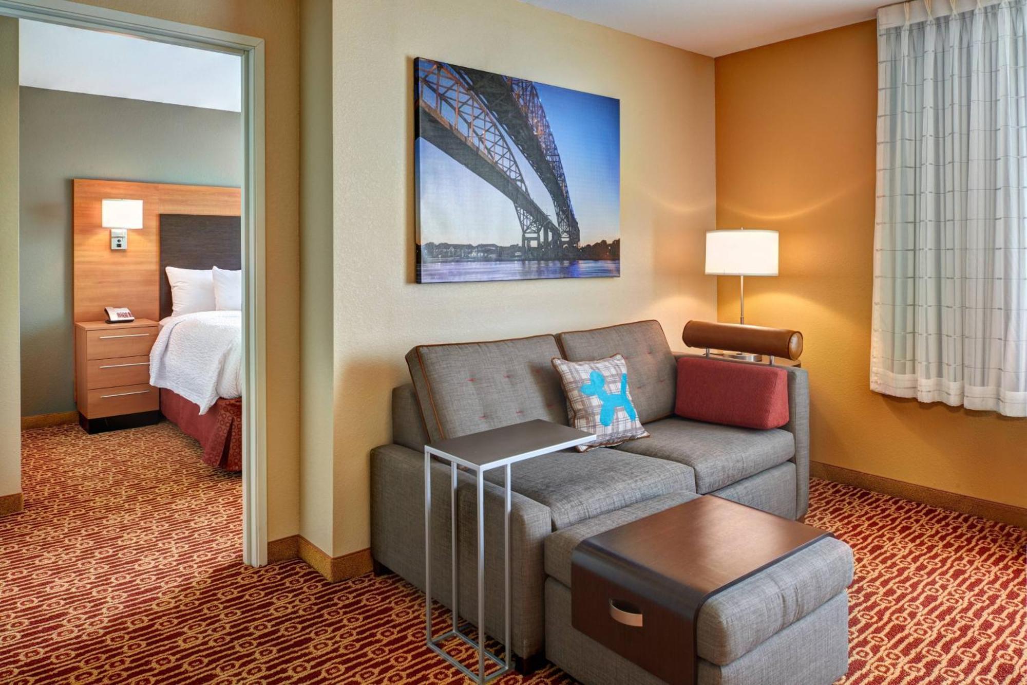 Towneplace Suites By Marriott Detroit טרוי מראה חיצוני תמונה
