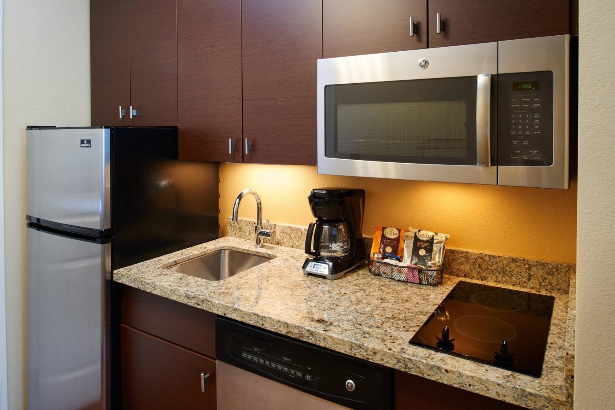 Towneplace Suites By Marriott Detroit טרוי מראה חיצוני תמונה