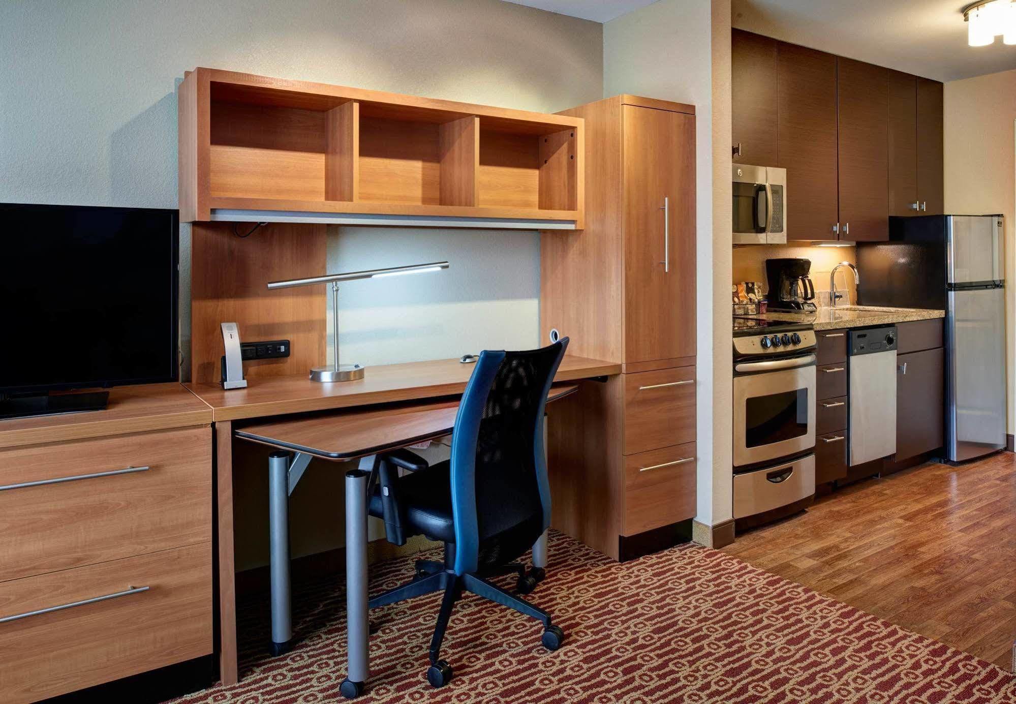 Towneplace Suites By Marriott Detroit טרוי מראה חיצוני תמונה